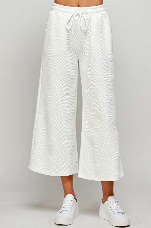 Textured Cropped Wide Pants White