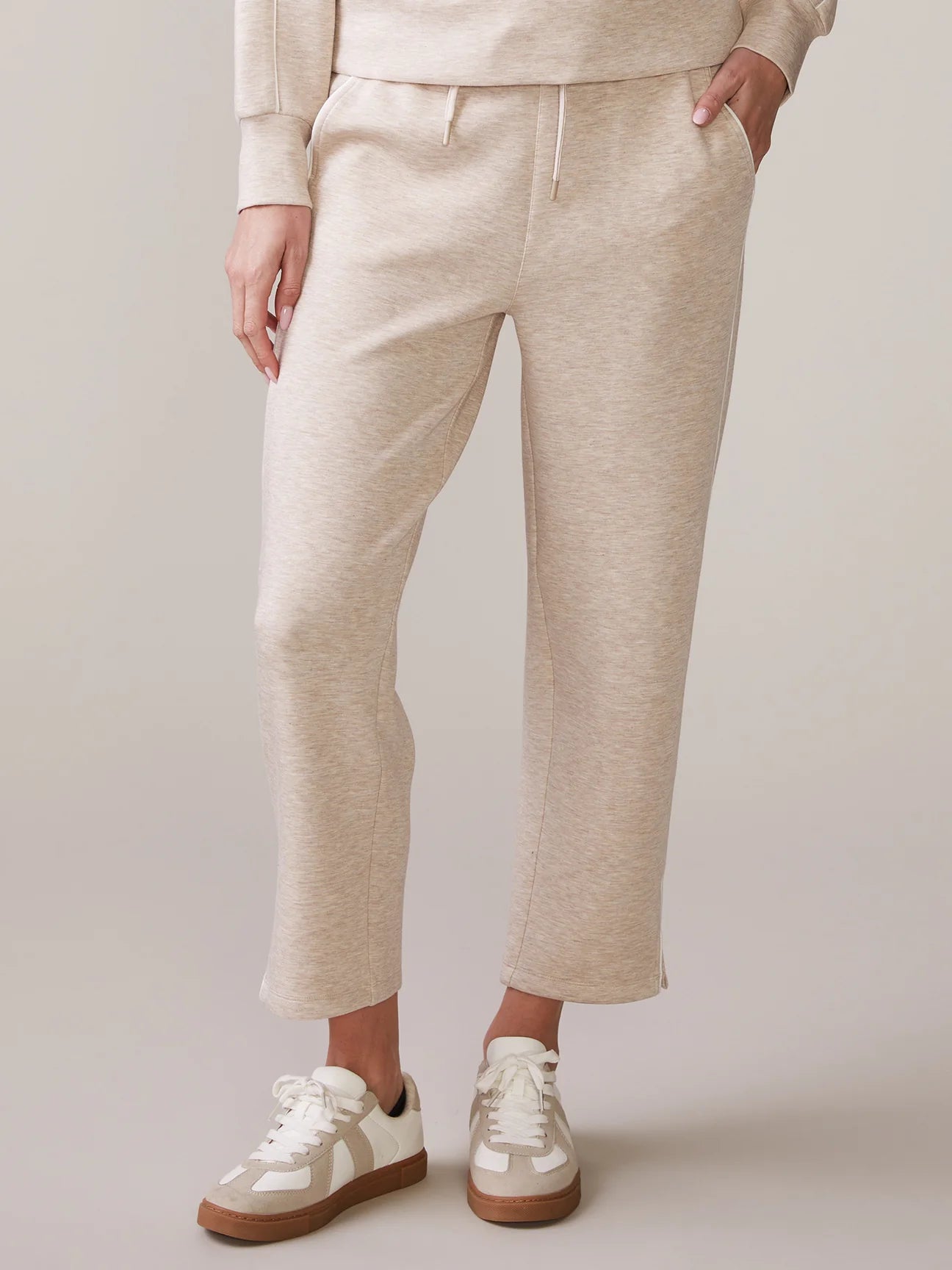 Contrast Piping Pant I Vanilla Wheat
