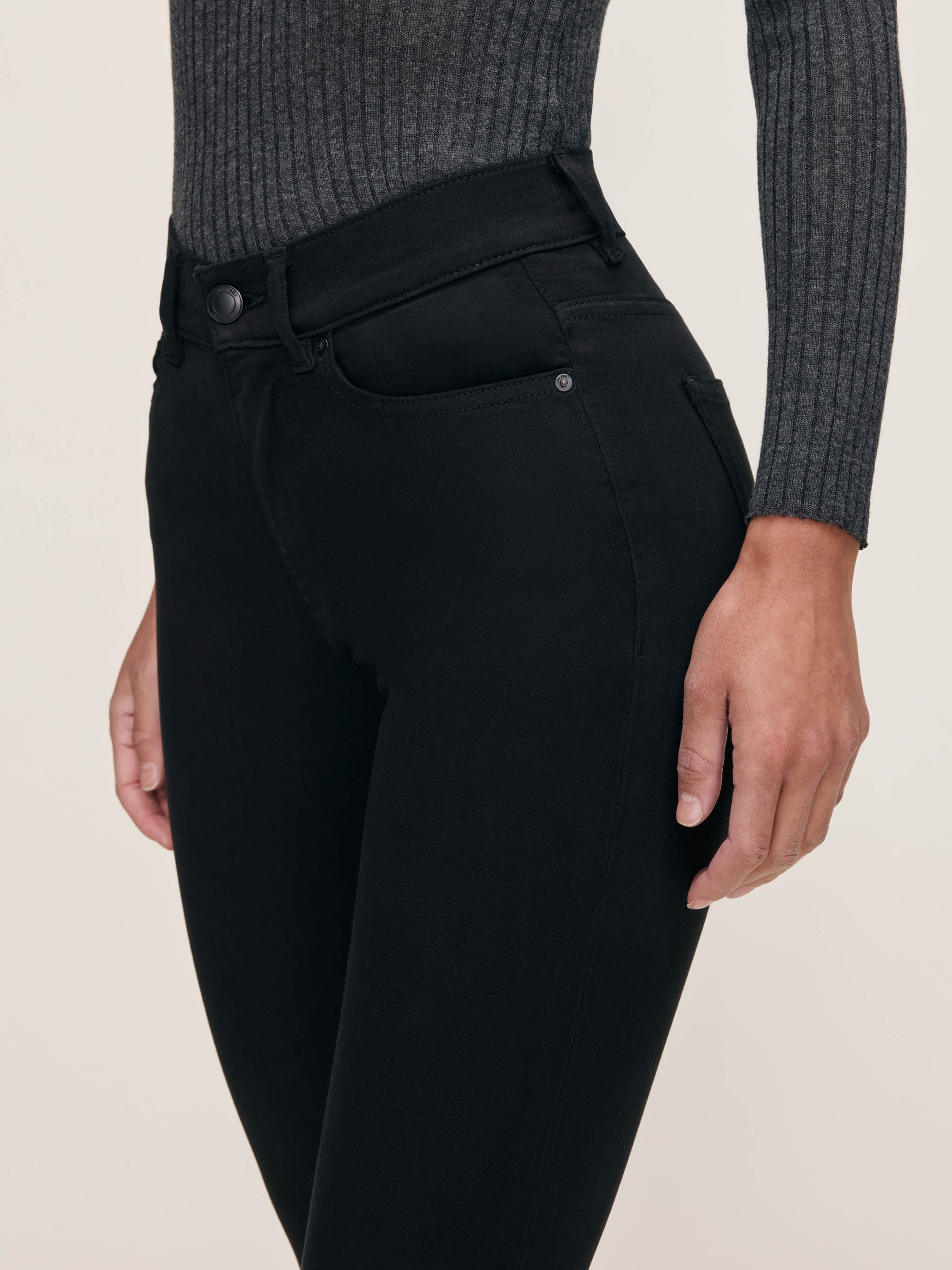 Bridget Boot Crop | Hail