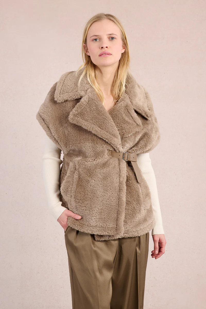 Fuzzy Cinched Vest | Brown