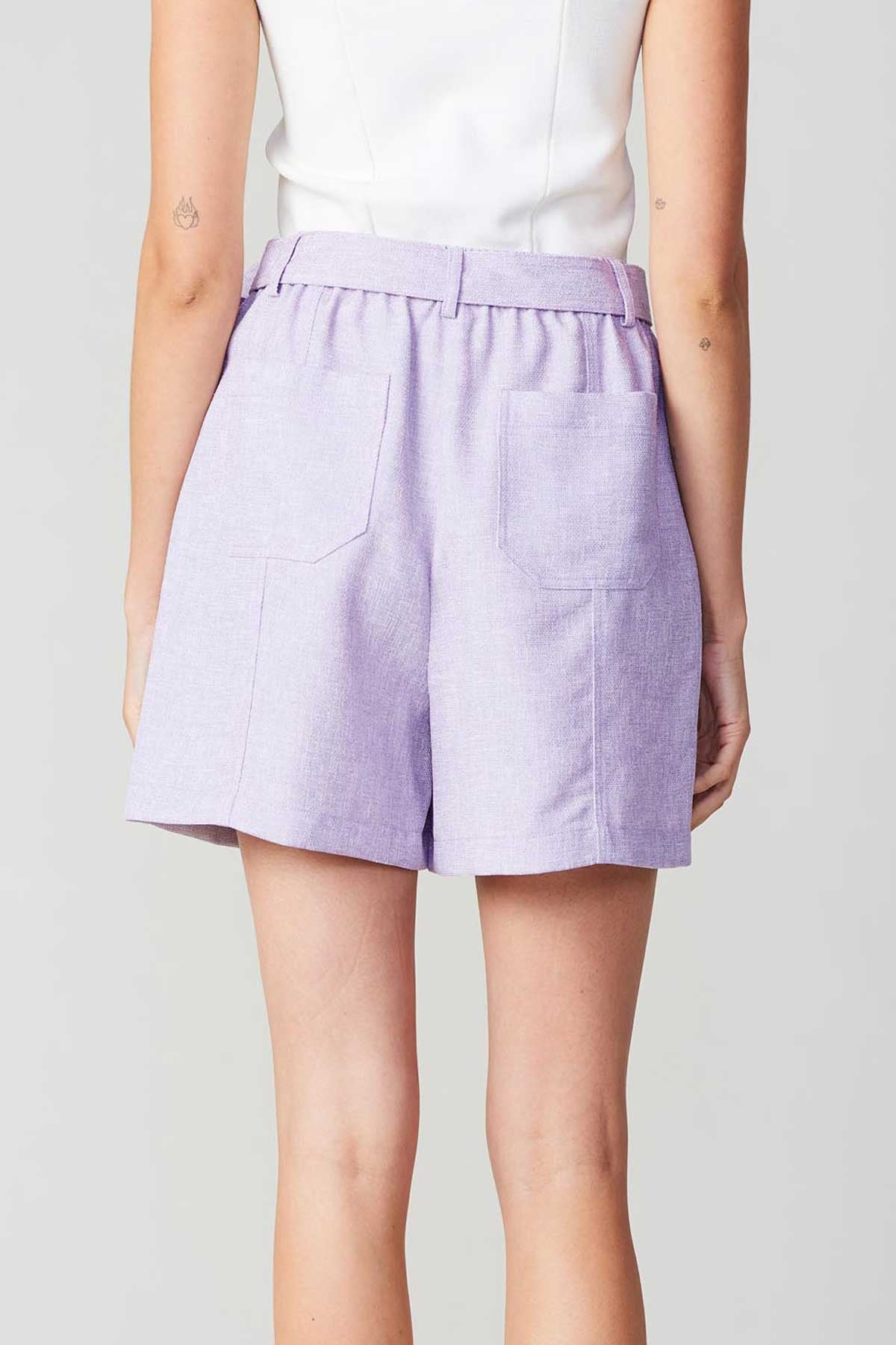 Out of Pocket Detail Shorts