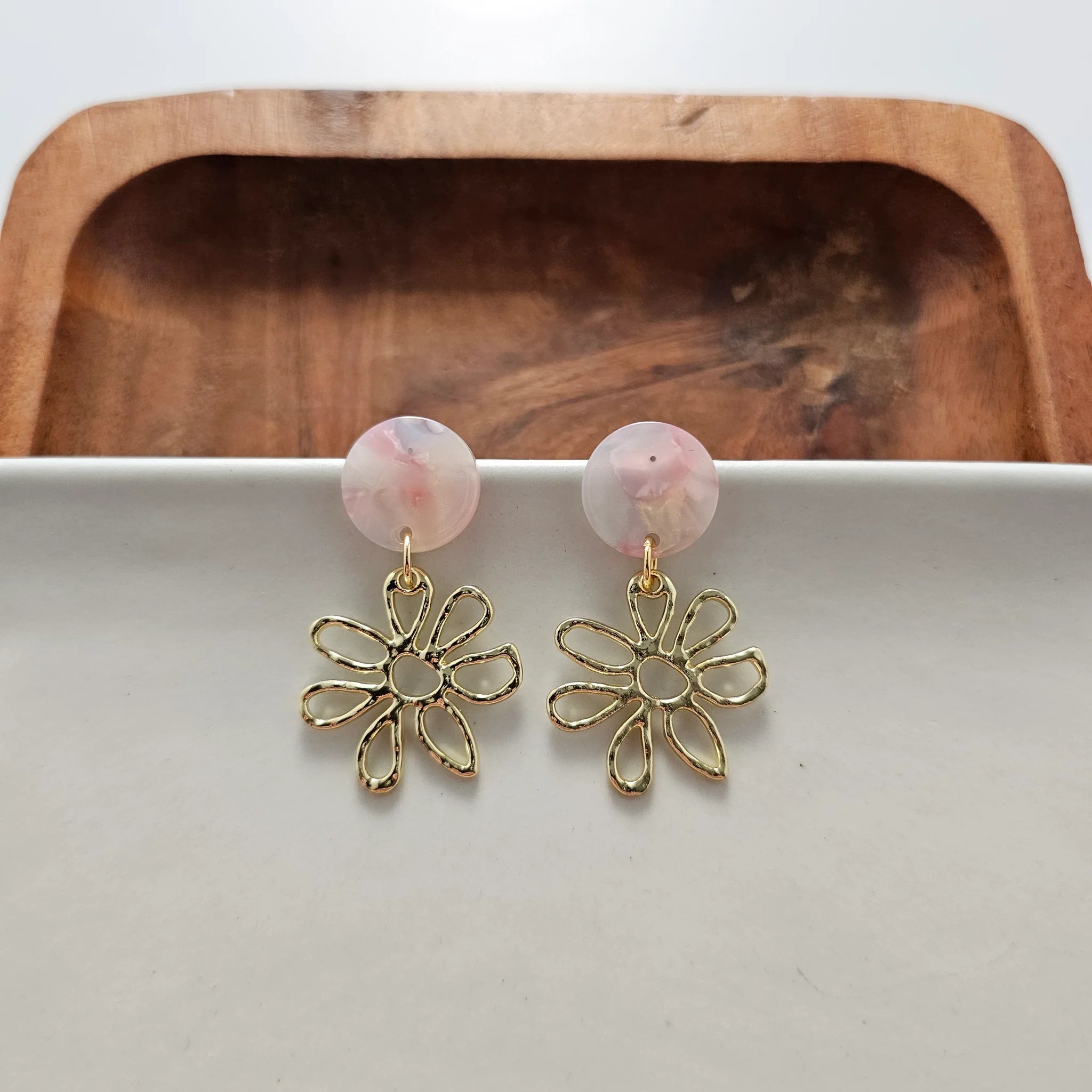 Lily Earrings Iridescent Pastel