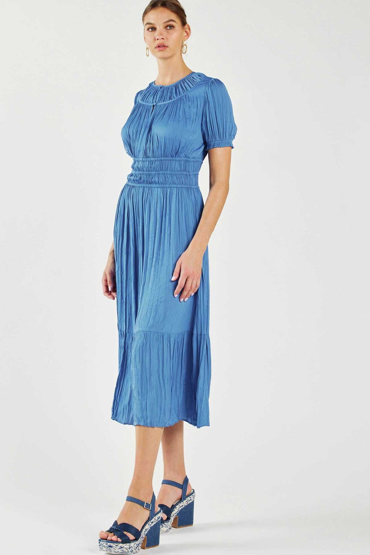 Crinkled Round Neck Dress Faded Blue