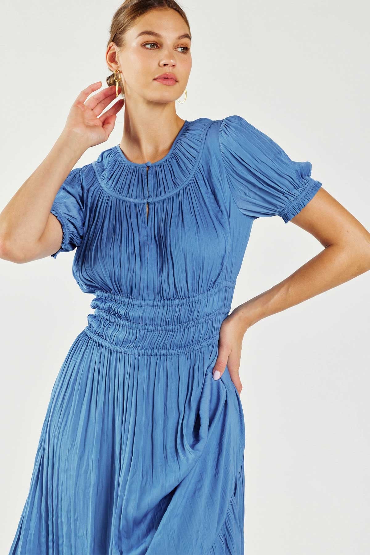 Crinkled Round Neck Dress Faded Blue