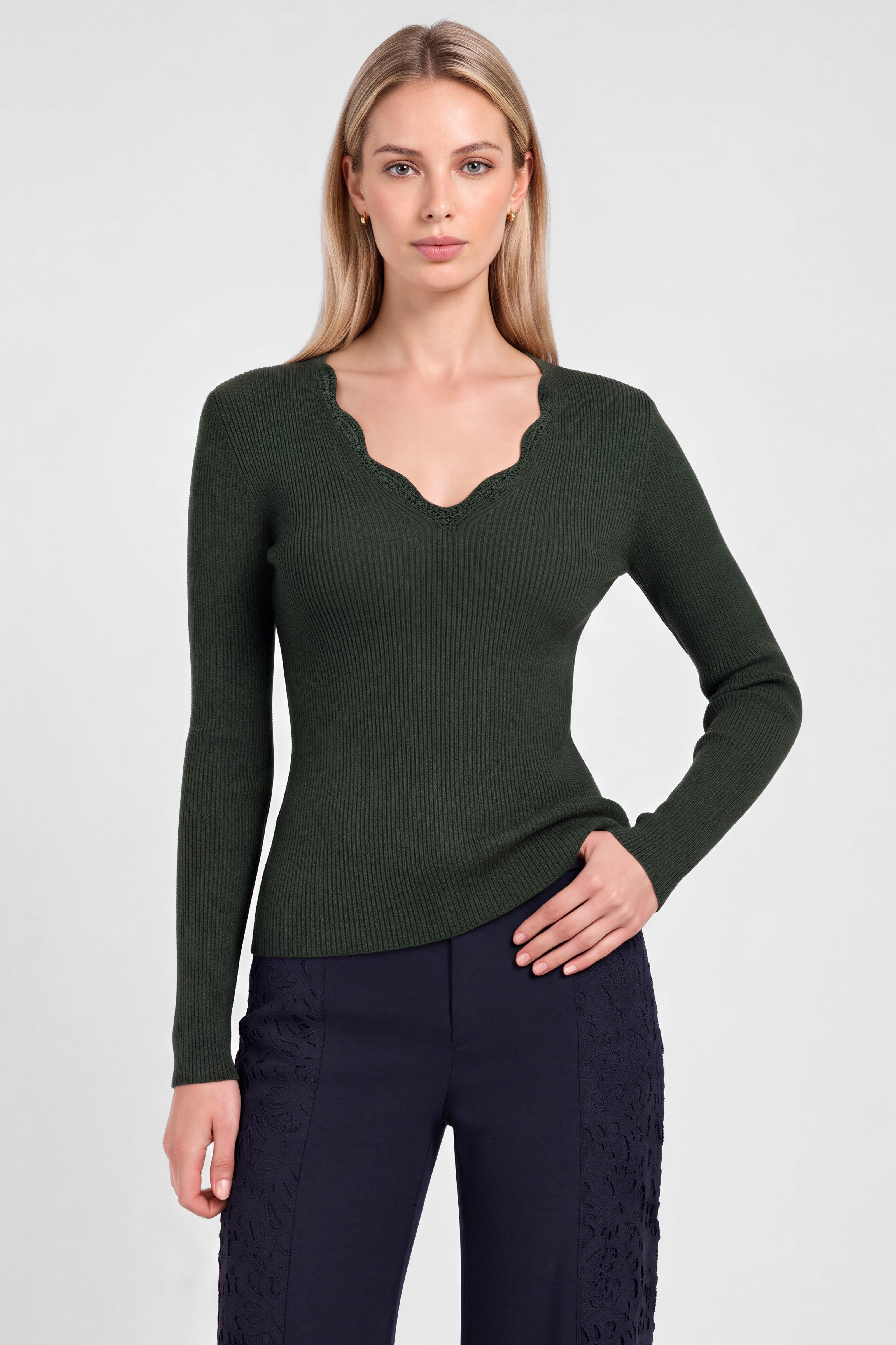 Riley Ribbed Scalloped Sweater | olive