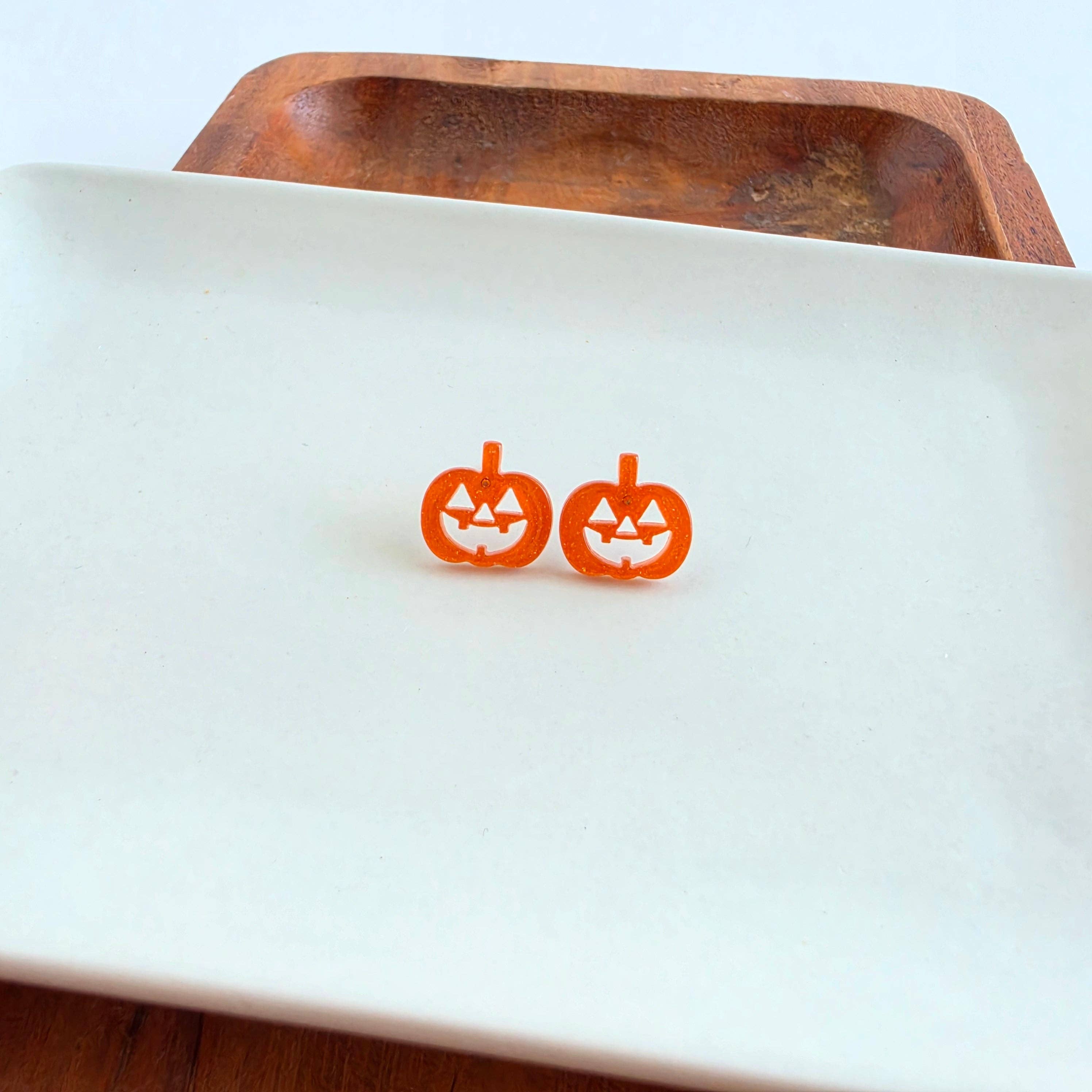 Jack O' Lantern Pumpkin Studs