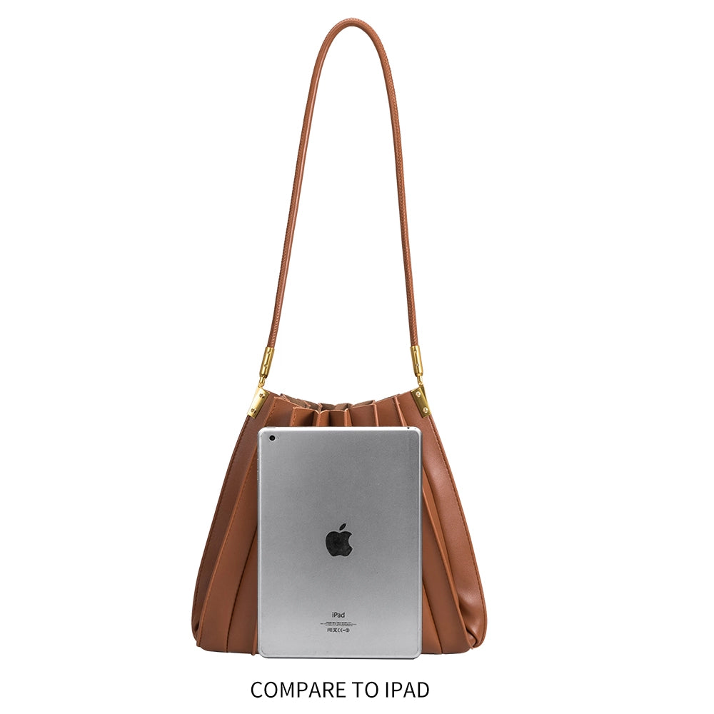 Carrie Pleated Shoulder Bag | Saddle