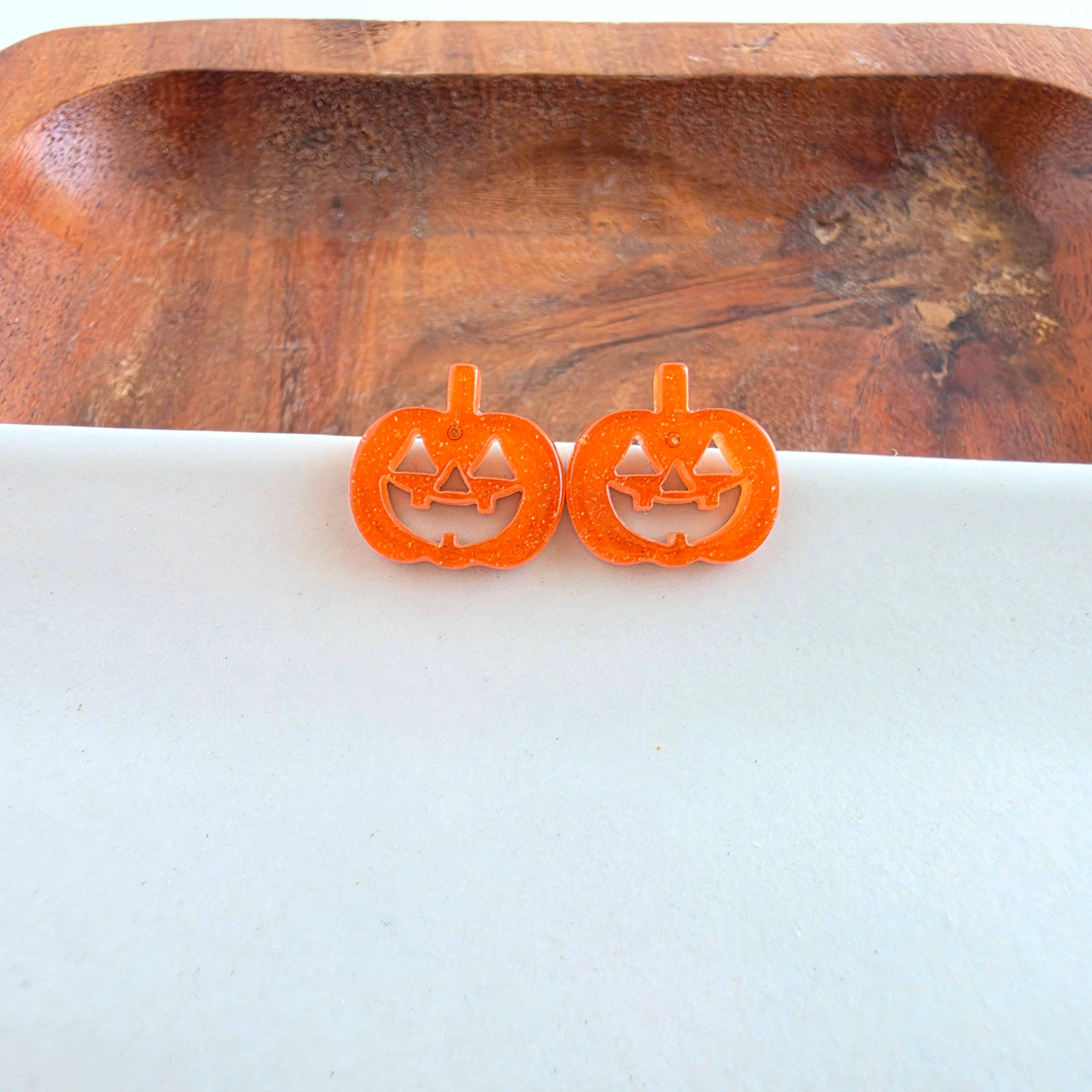 Jack O' Lantern Pumpkin Studs