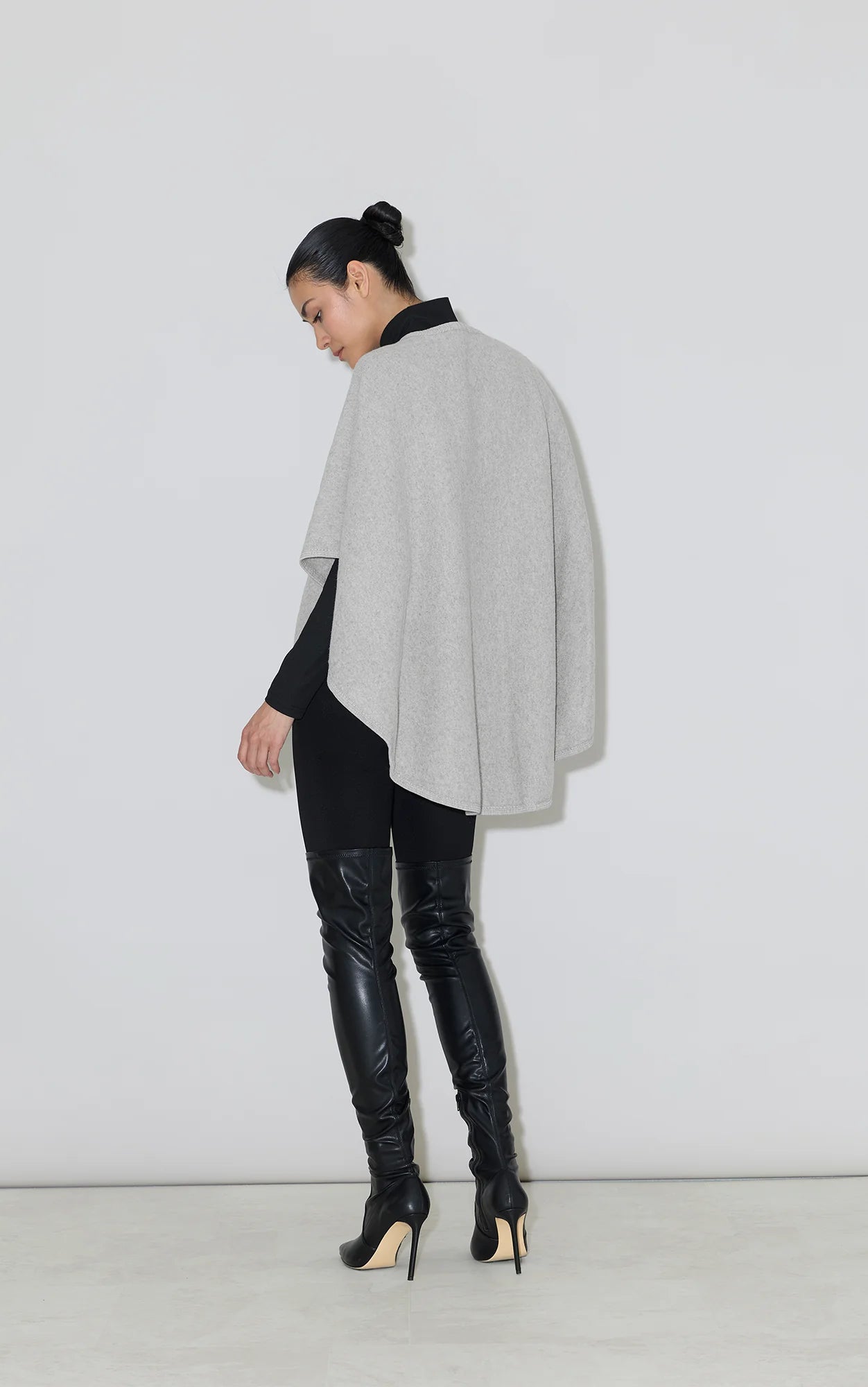 Claudelle Scarf I Ash