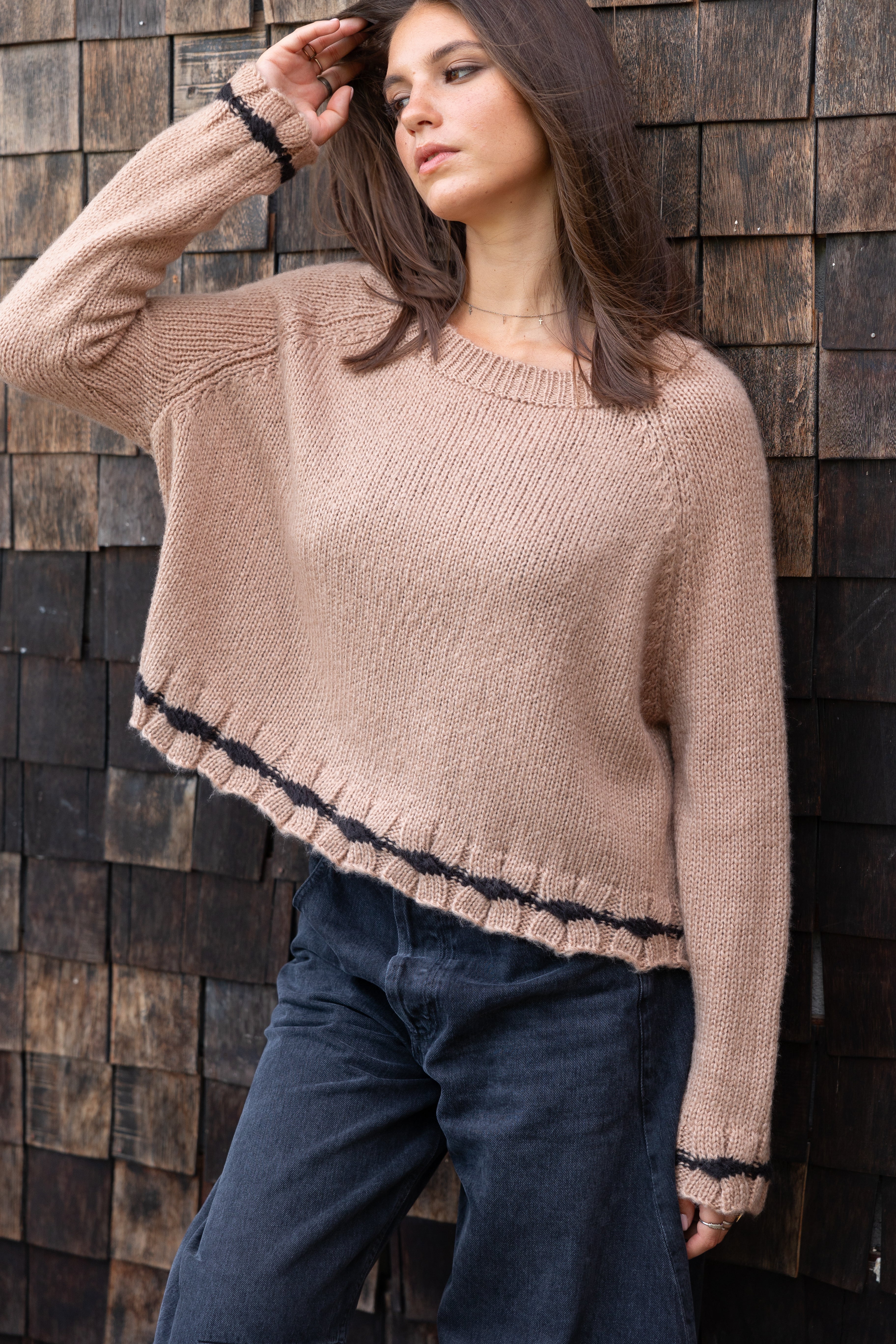 Canyon Tipped Crew | Latte/Black