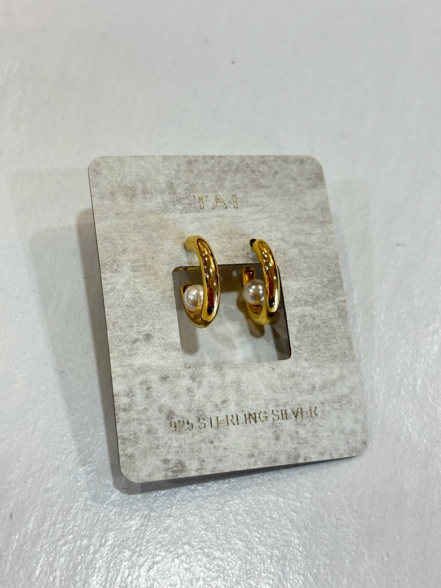 Gold Hoop Earrings w/ Pearls