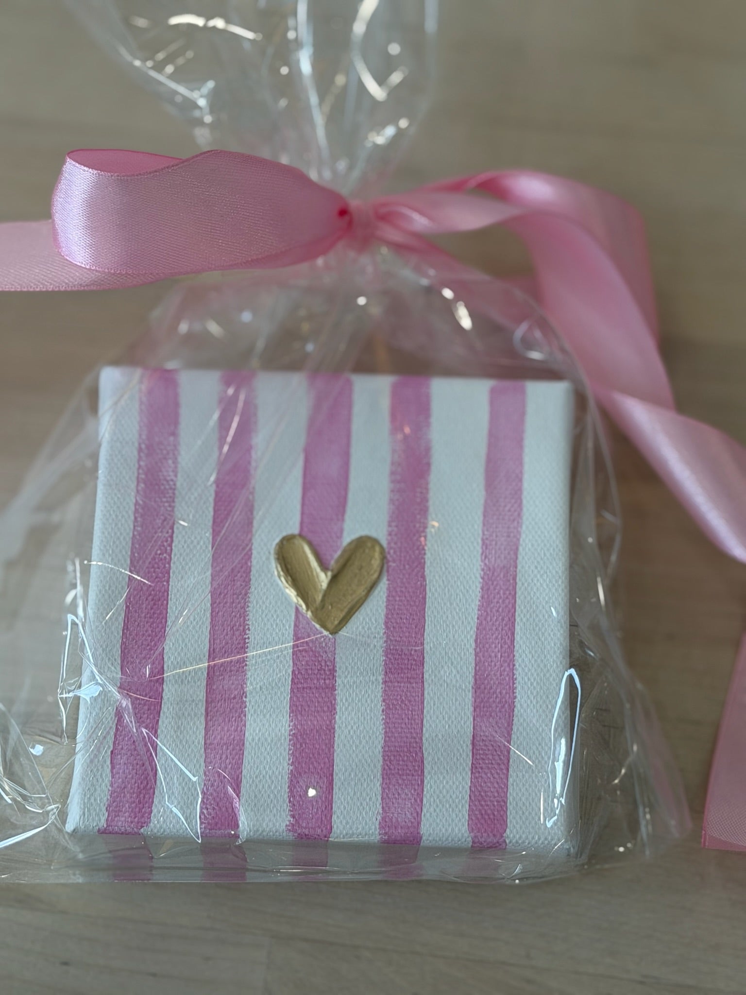 Canvas Art 4x4 |Pink Heart