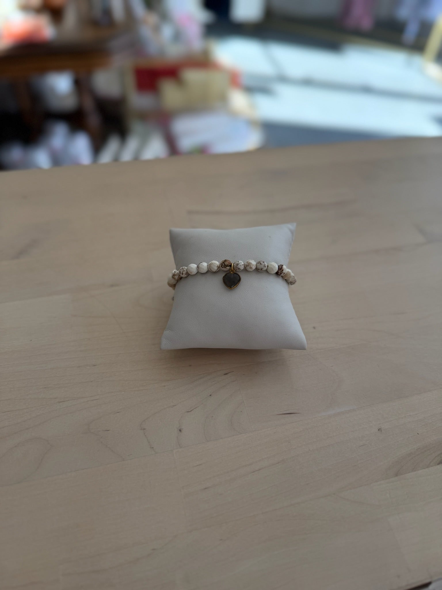 Beaded Bracelet | White, Stone Heart