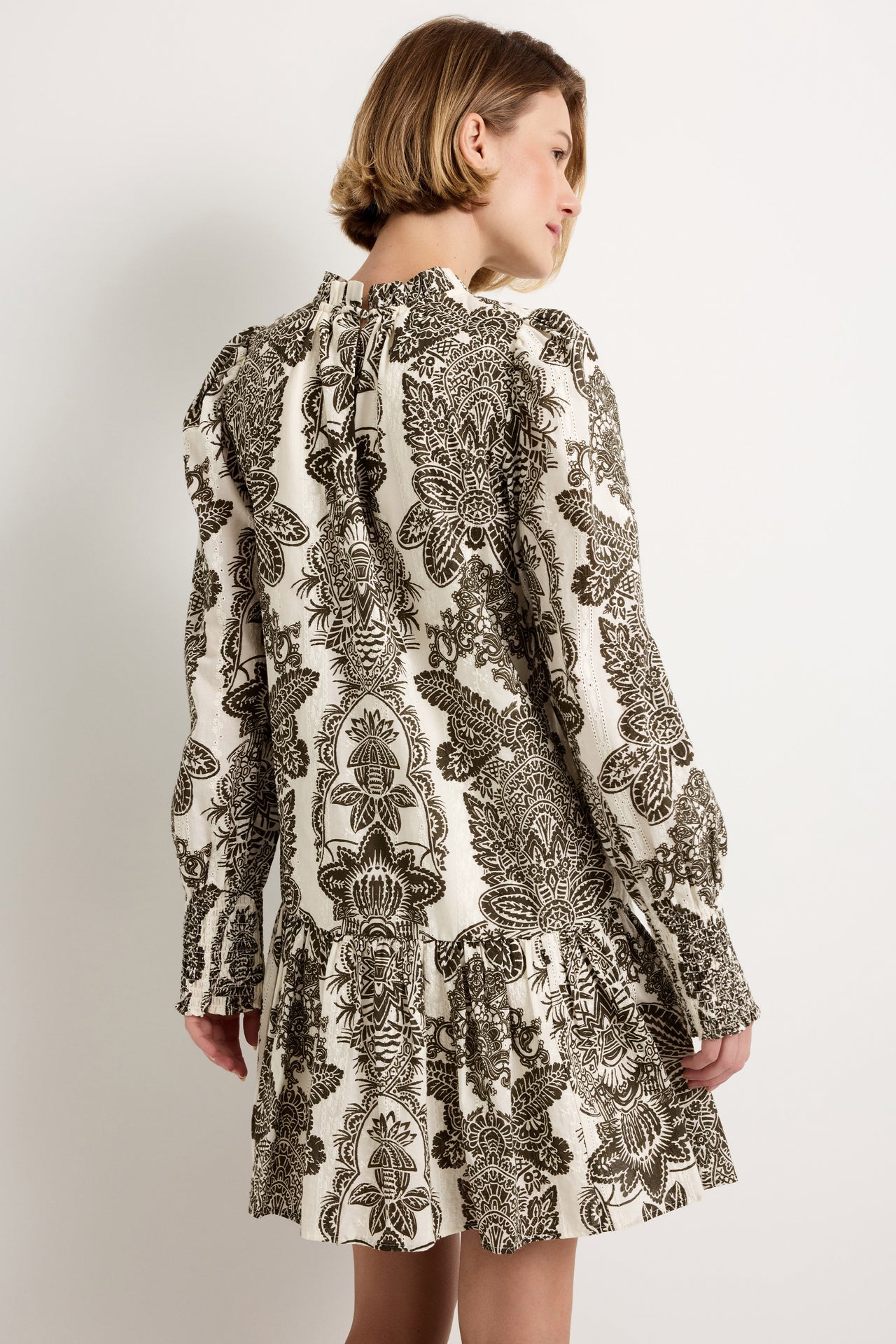 Irena Dress | Chantilly