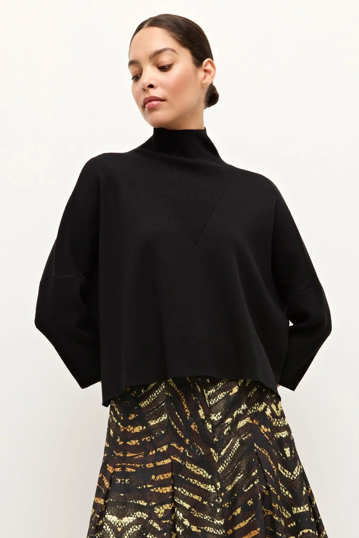 Claudie Popover Black