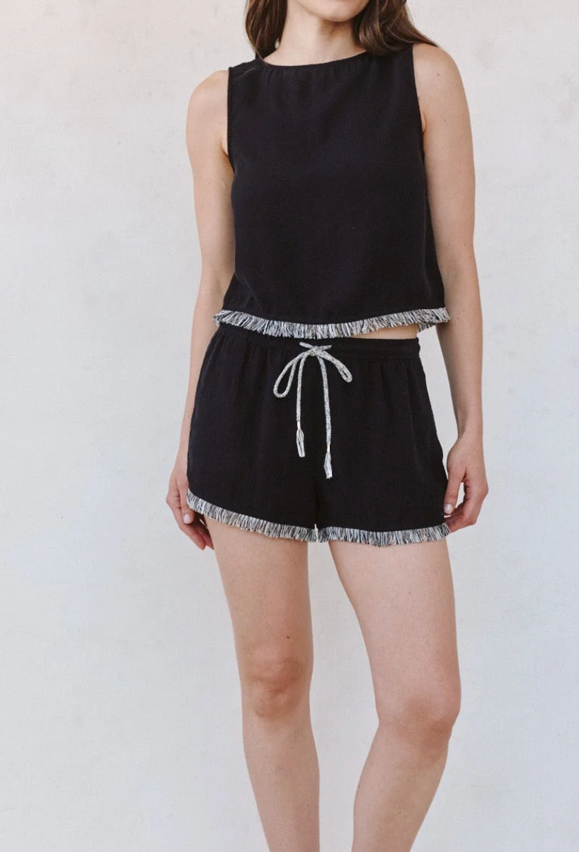 Elastic Waist Fringe Short | Black