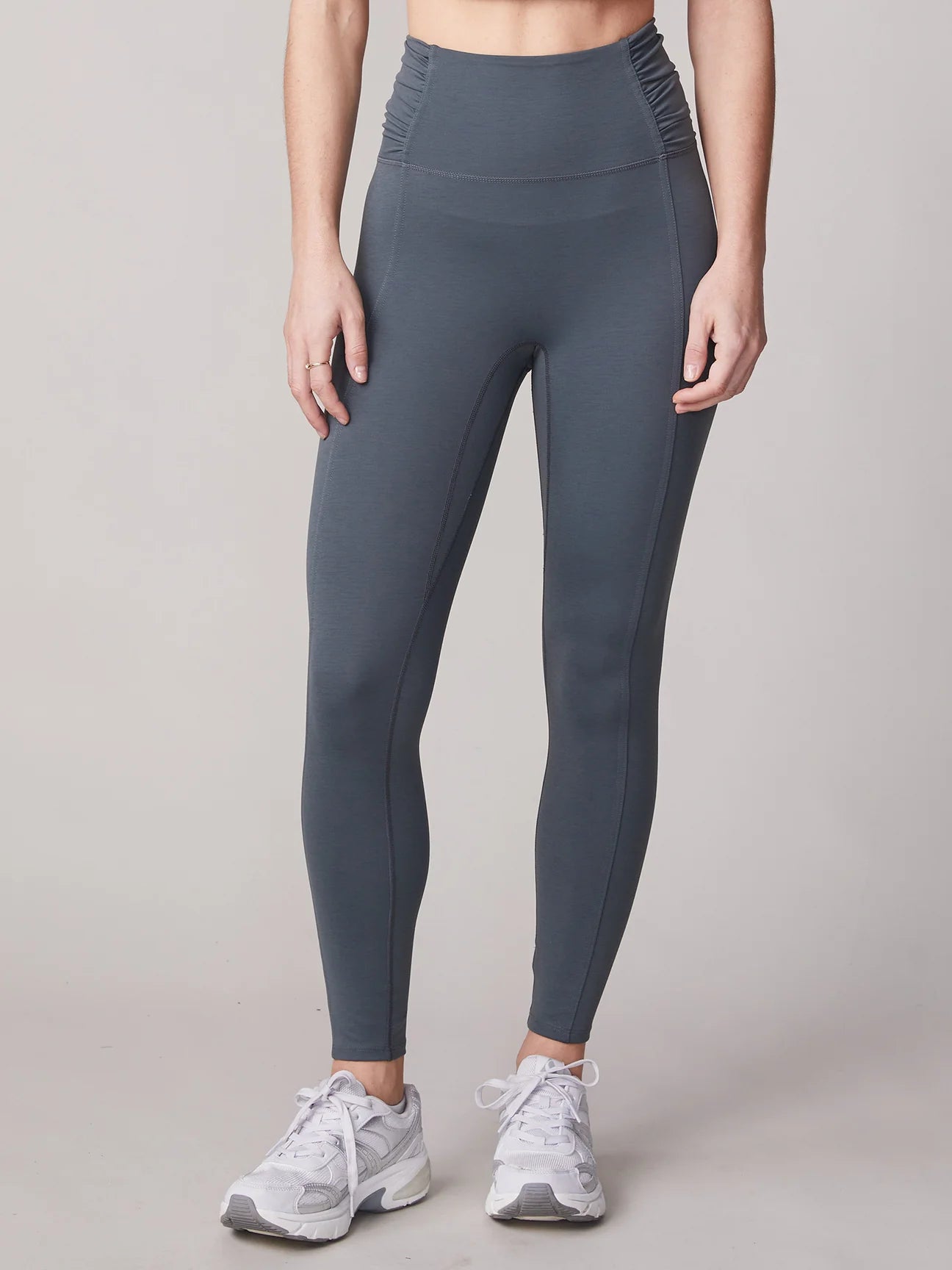 25’ Shirred Legging I Urban Chic
