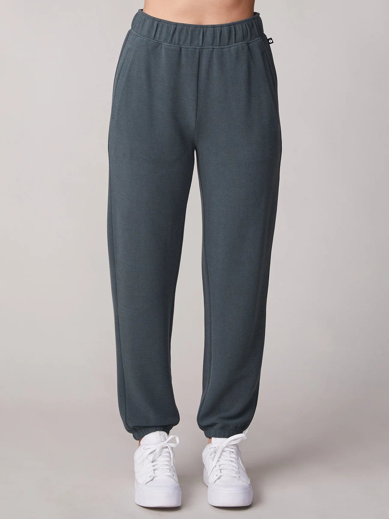 Welt Pocket Jogger I Urban Chic