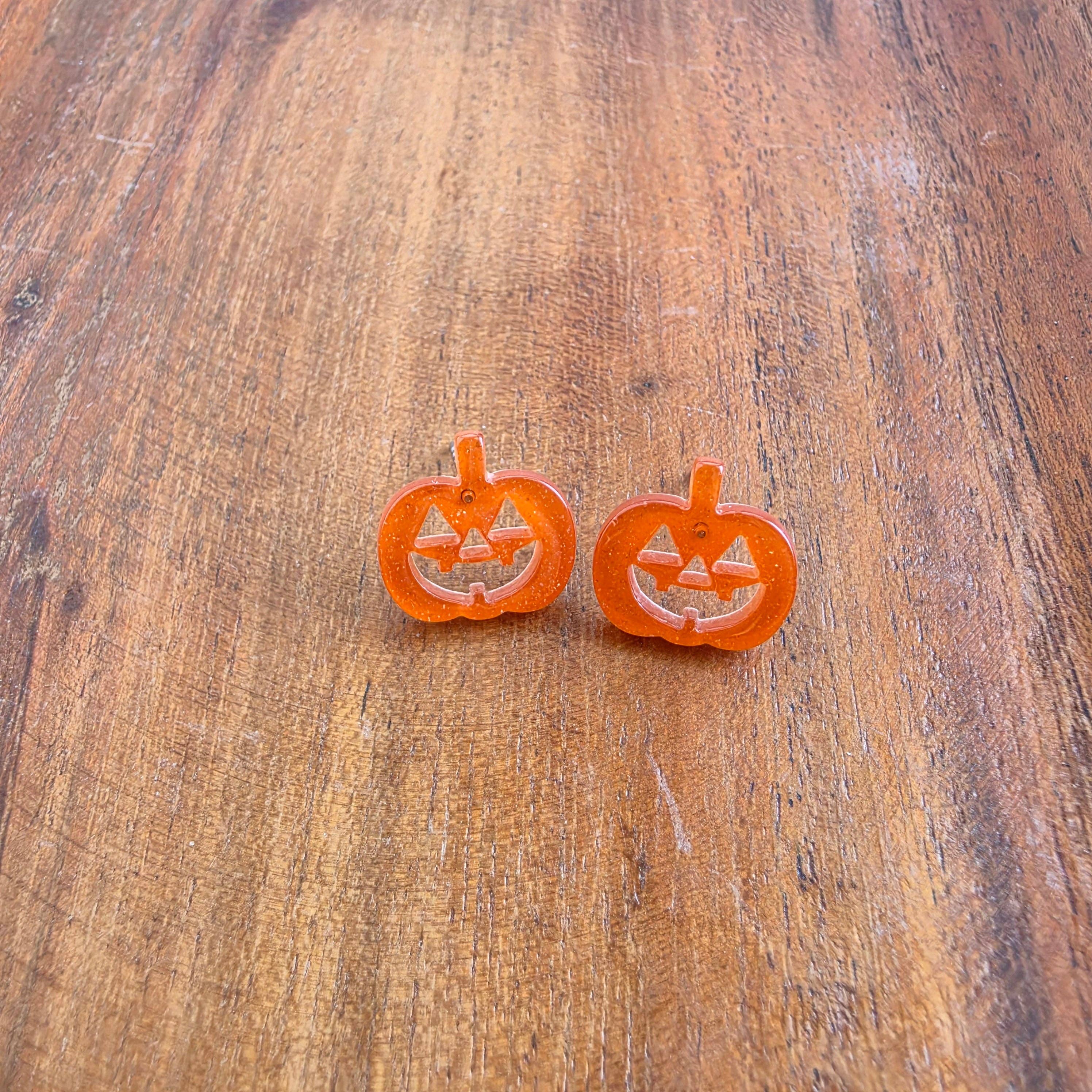 Jack O' Lantern Pumpkin Studs