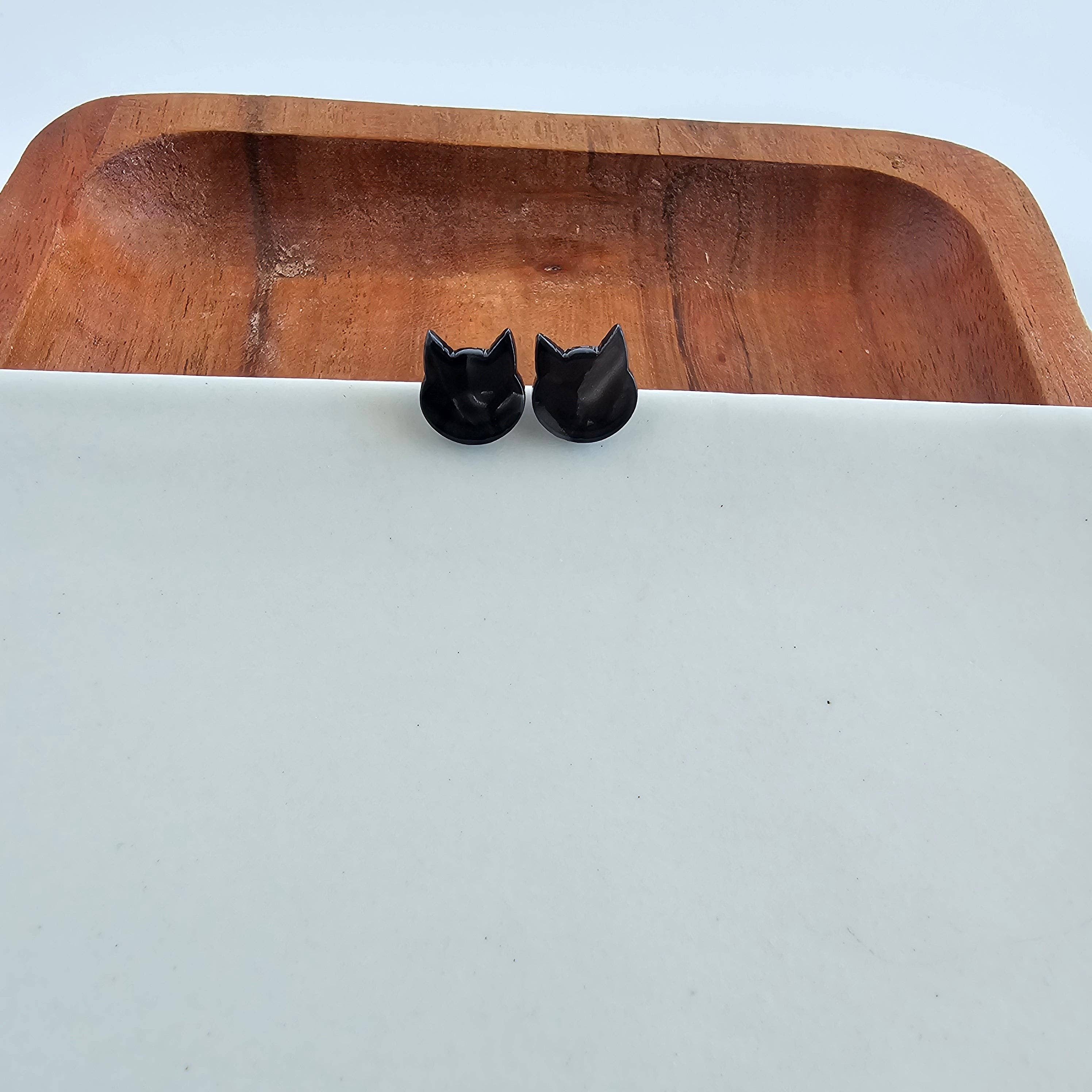 Cat Studs