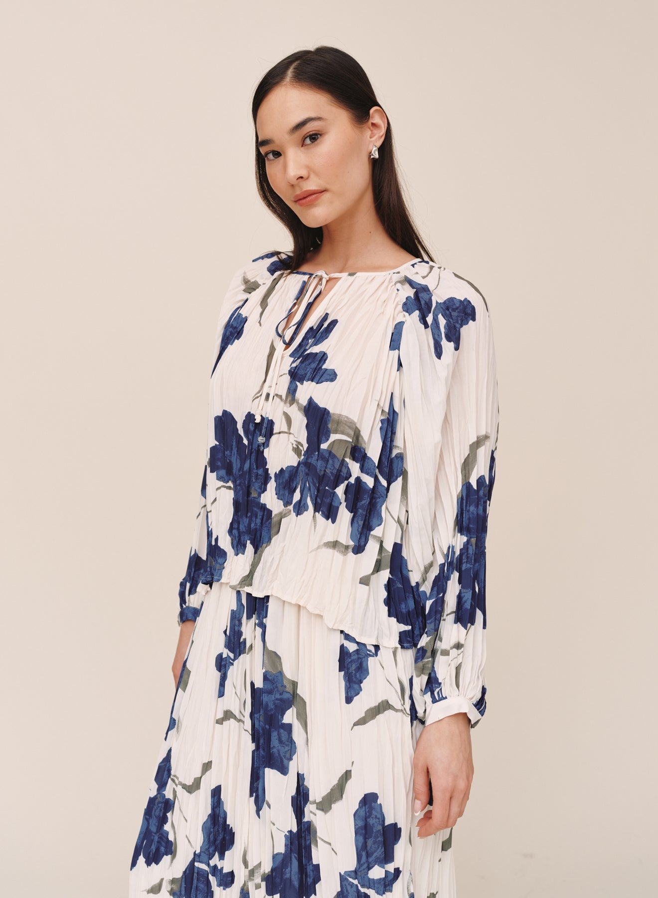 Bella Dahl pleated tie-front top in white with blue indigo iris floral print