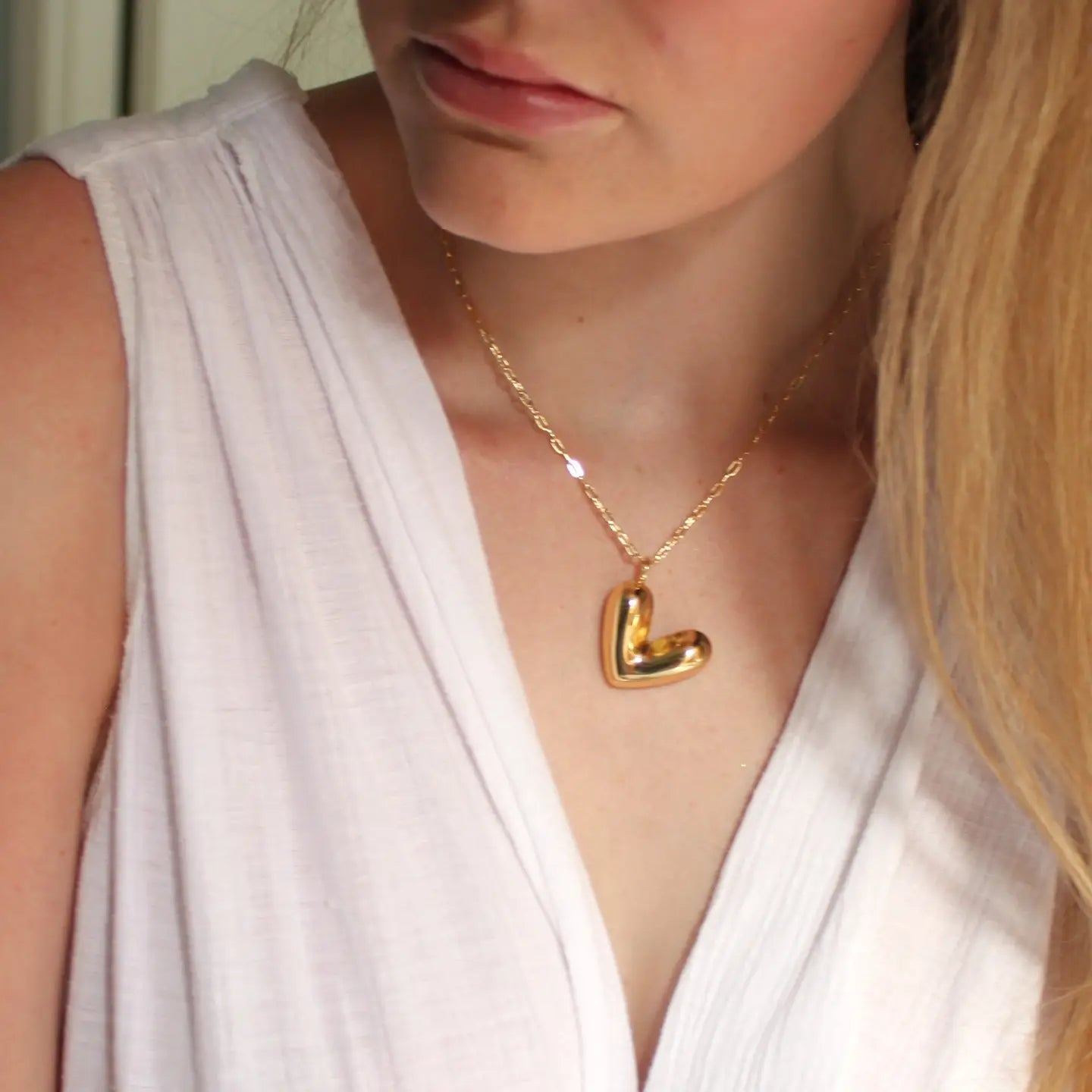 Bess Gold Heart Necklace