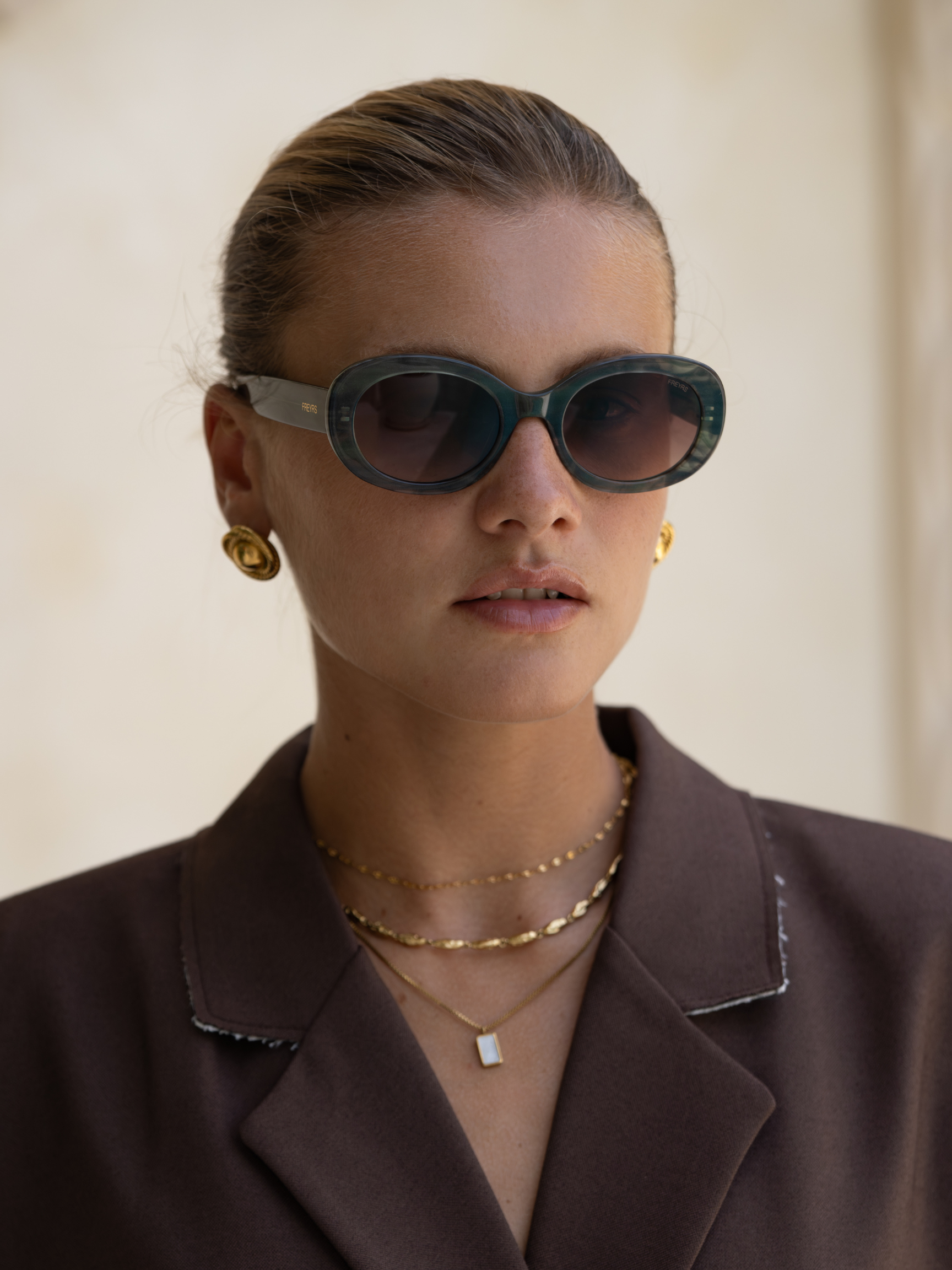 Aria Oval Sunglasses | Emerald