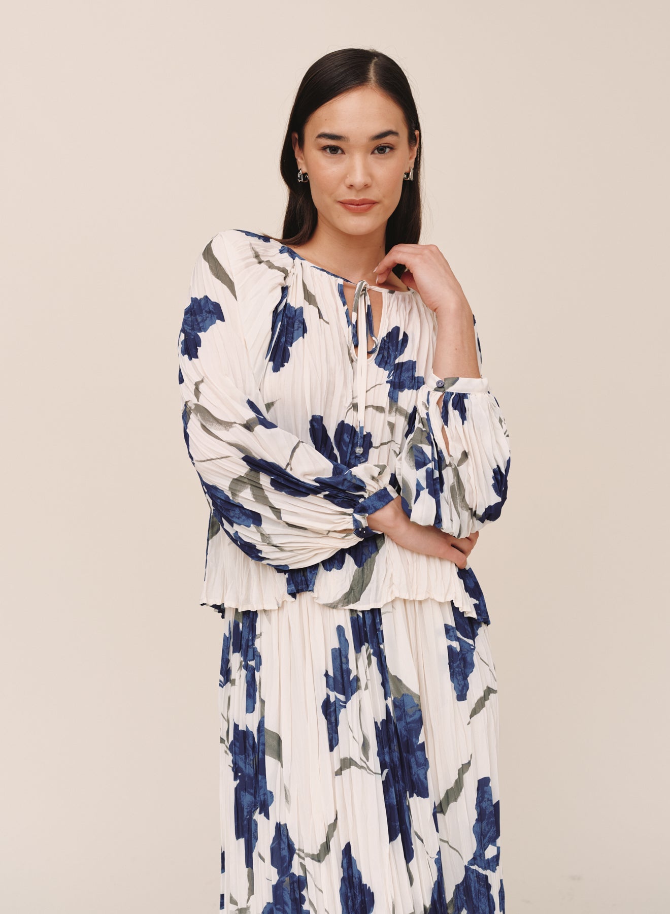Bella Dahl pleated tie-front blouse in white with bold indigo iris floral print