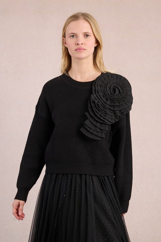 Flower Shoulder Sweater | Black
