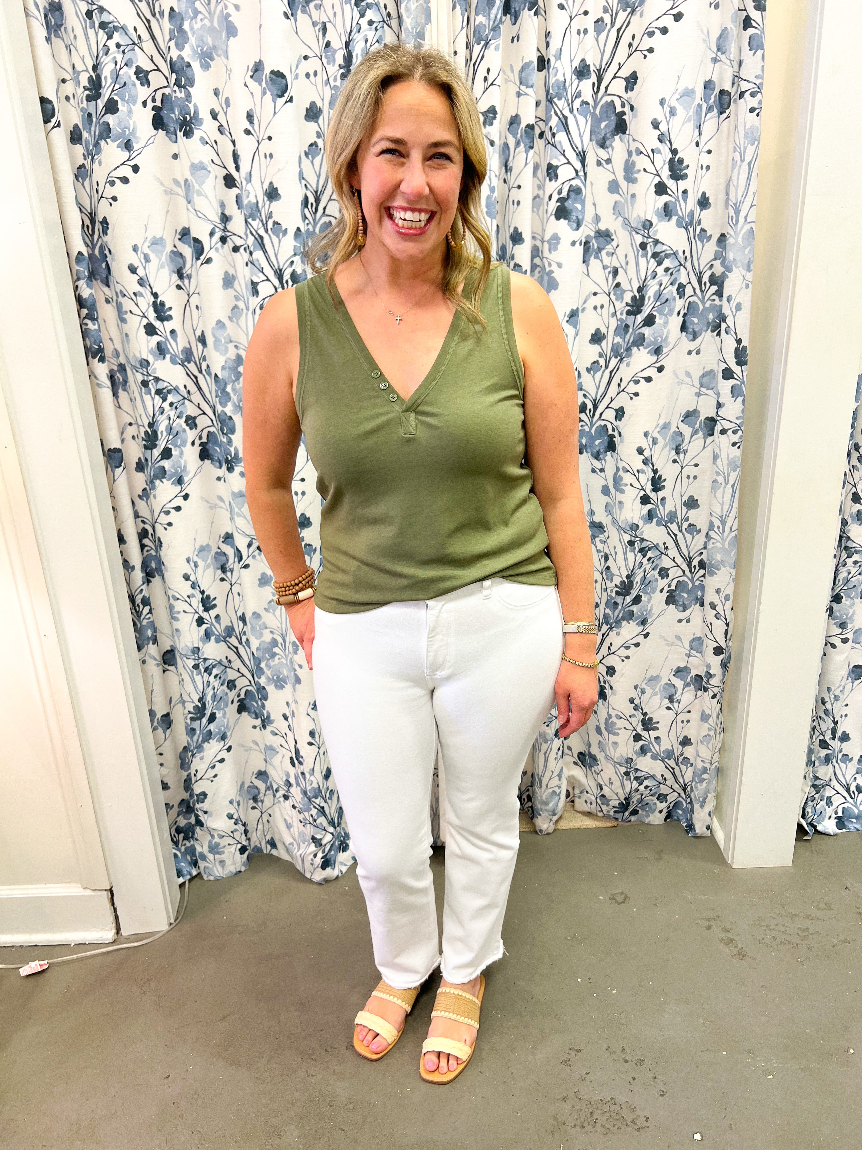 Button Tank Olive